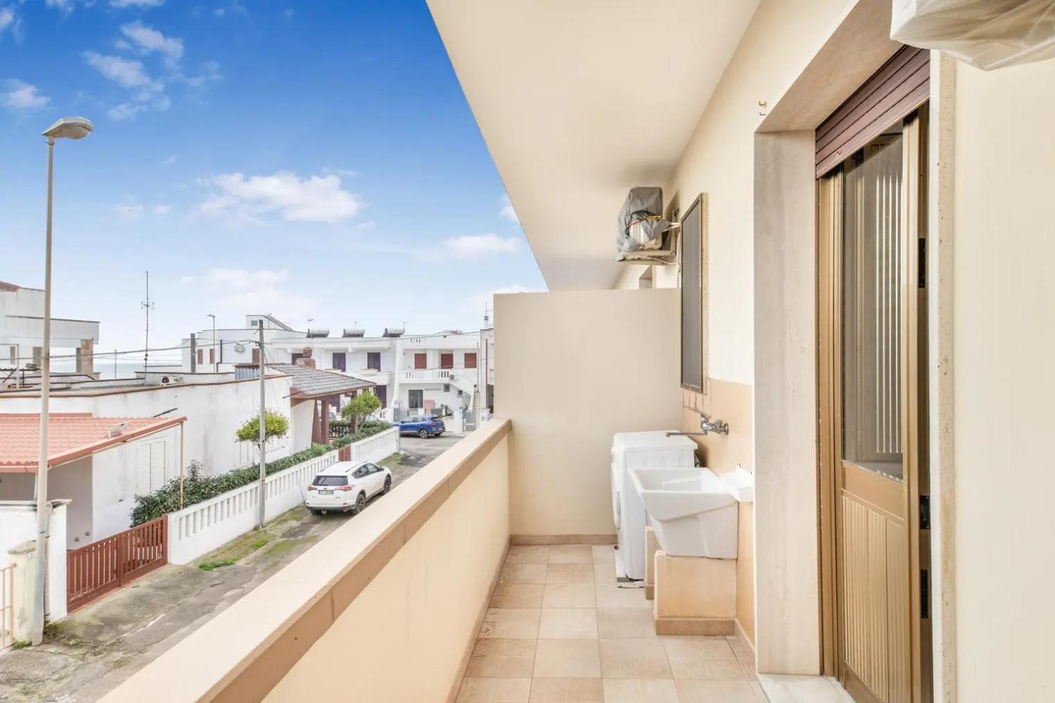 Appartamento Climatizzato In Pieno Centro Torre San Giovanni Exterior foto